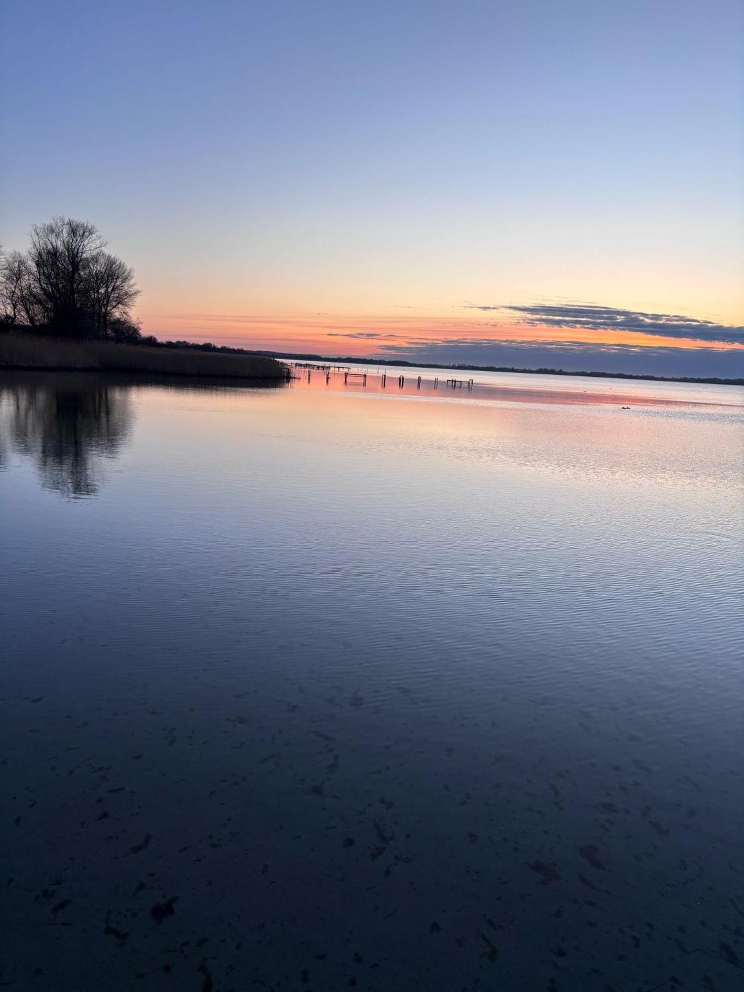 App 8O Grosser Tag Am Meer Mit Wasserblick Dranske Exterior photo